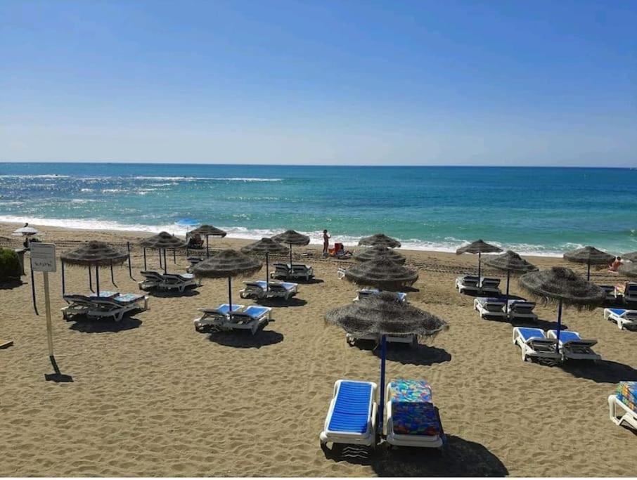 Apartament Elegante Alojamiento Con Piscina A 200 M Del Mar. Benalmádena Zewnętrze zdjęcie