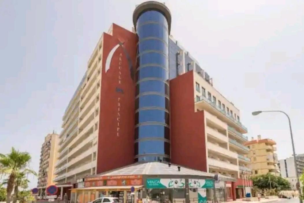 Apartament Elegante Alojamiento Con Piscina A 200 M Del Mar. Benalmádena Zewnętrze zdjęcie