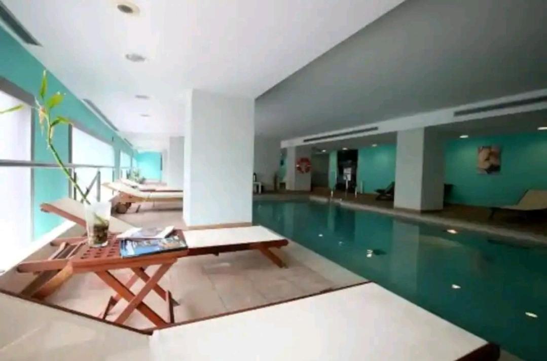 Apartament Elegante Alojamiento Con Piscina A 200 M Del Mar. Benalmádena Zewnętrze zdjęcie